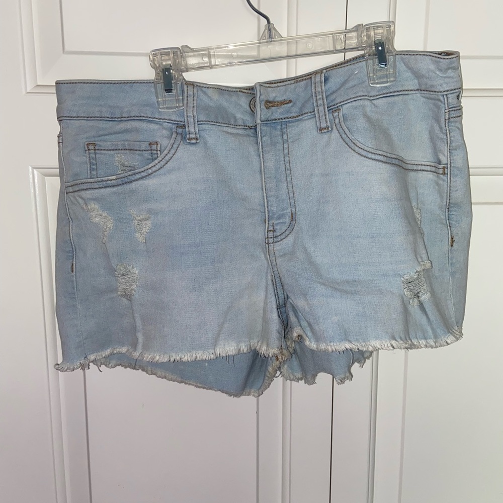SO Women’s Jean Shorts Size 15